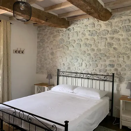 Tenuta Gambit Agriturismo Umbria * Monteleone dʼOrvieto