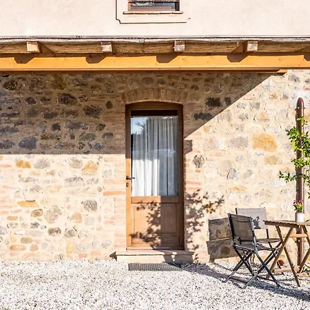 Tenuta Gambit Agriturismo Umbria * Monteleone dʼOrvieto